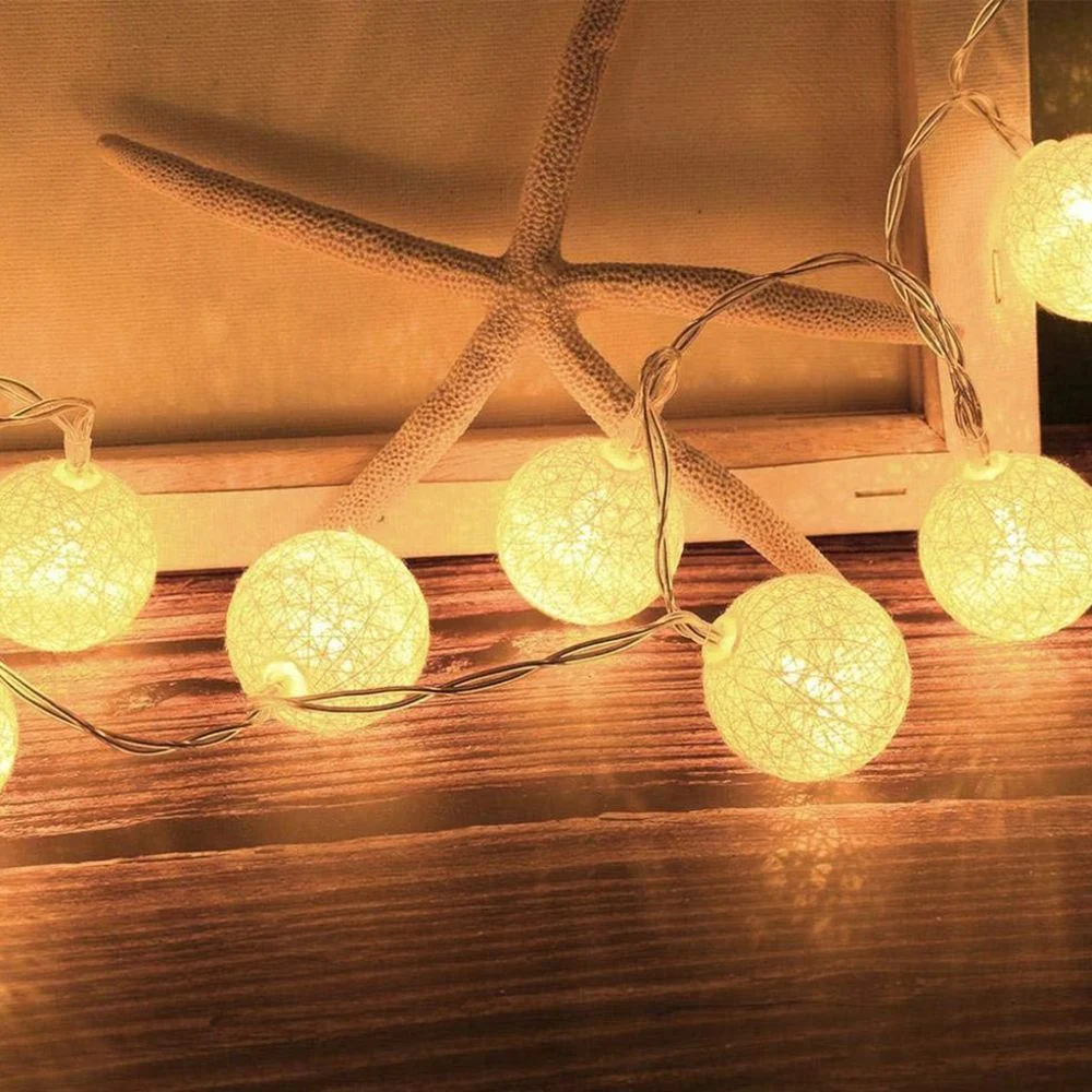 LED lampice sa 10 bijelih ukrasnih kugli na nizu od 3,7 m – slika 3