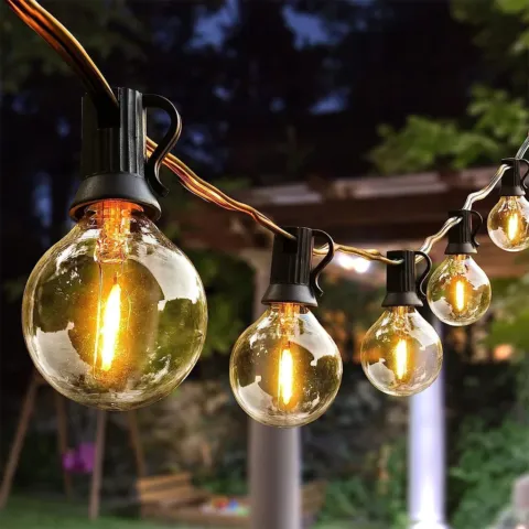 LED sijalice na kablu dužine 7,5 m sa toplim svjetlom na terasi